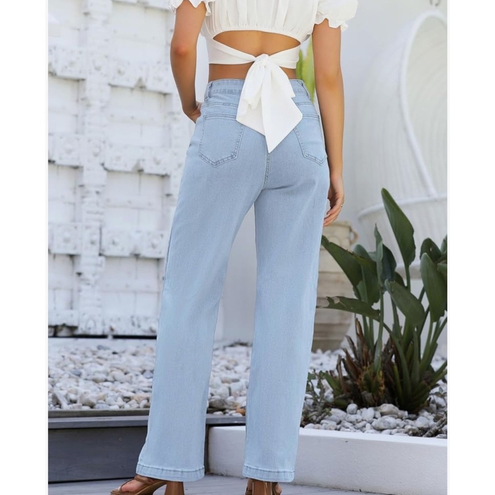 Ettelo Denim Collection Light Wash High Rise Straight Leg Jeans Light Blue 8 NWT